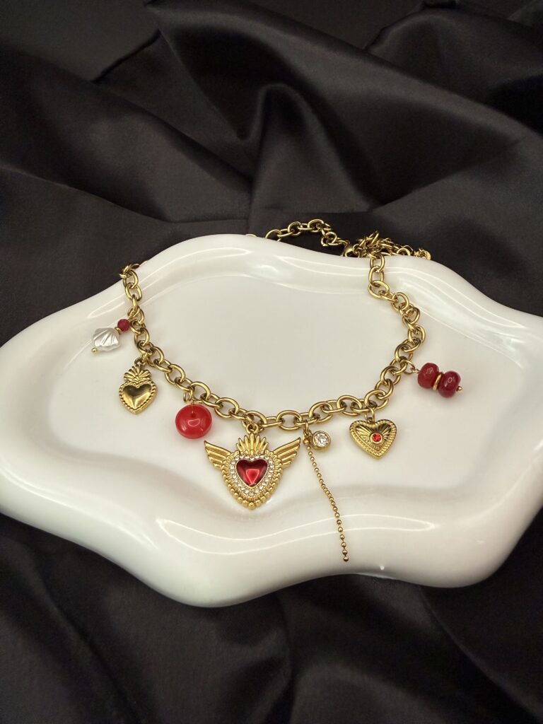 Collier - Kelly