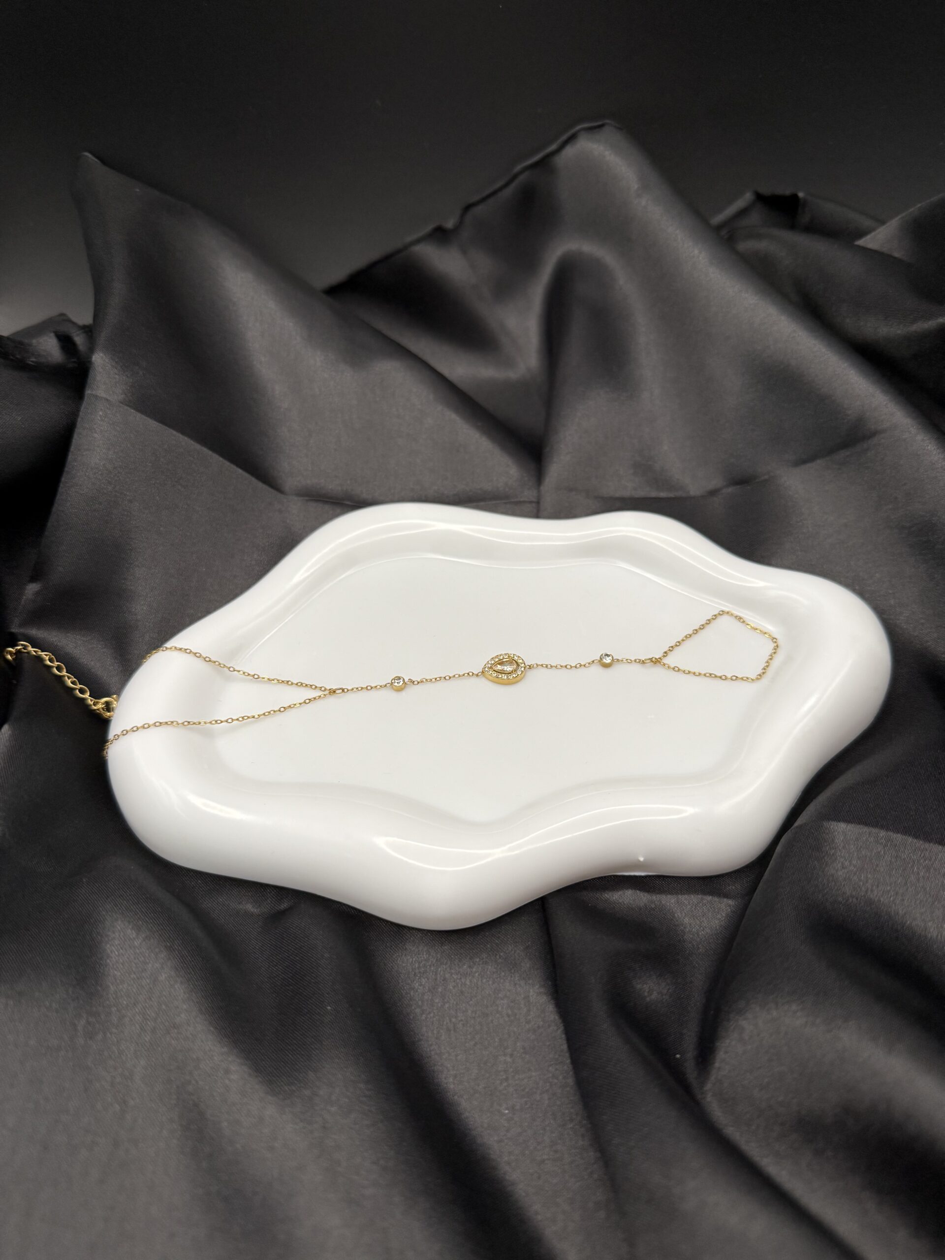 Chaine de main - Françoise – Image 2